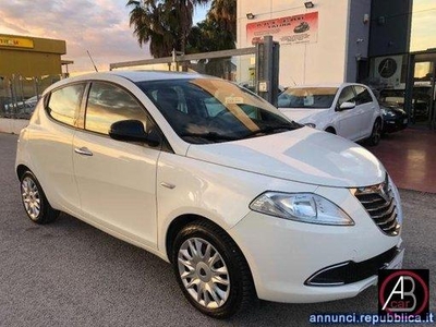 LANCIA - Ypsilon - 1.2 69 CV 5 porte - NEOPATENTATI - PERMUTE - FINANZIABILE