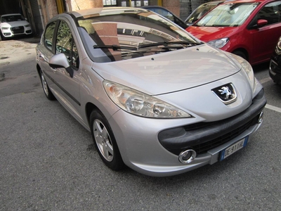 Peugeot 207 1.4 88CV