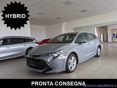 Toyota Corolla Touring Sports 1.8 Hybrid Business Tech Limena