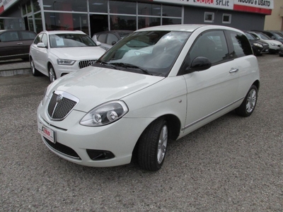 Lancia Ypsilon 1.2 69 CV