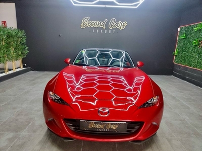 Mazda MX-5 RF 2.0 Skyactiv-G 160 Luxury Navegador