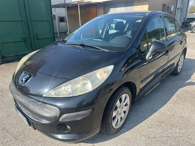 Peugeot 207 1.4 88CV