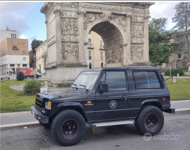 Usato 1984 Mitsubishi Pajero Benzin (6.000 €)