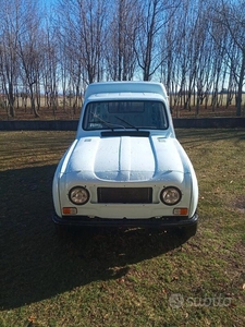 Usato 1984 Renault R4 Benzin (6.800 €)