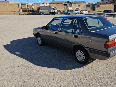 Usato 1989 Lancia Prisma 1.5 Benzin 80 CV (1.000 €)