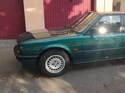 Usato 1990 BMW 318 1.8 Benzin 116 CV (10.000 €)
