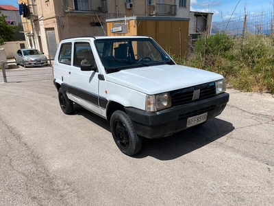 Usato 1992 Fiat Panda 4x4 1.0 Benzin 50 CV (3.800 €)
