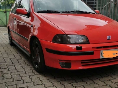 Usato 1994 Fiat Punto 1.4 Benzin 133 CV (12.000 €)