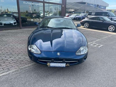 Usato 1997 Jaguar XK8 4.0 Benzin 284 CV (25.000 €)