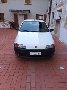 Usato 1998 Fiat Punto 1.1 Benzin 54 CV (4.500 €)