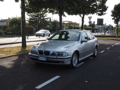 Usato 1999 BMW 520 2.0 Benzin 150 CV (9.000 €)