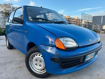 Usato 1999 Fiat Seicento 0.9 Benzin 39 CV (900 €)