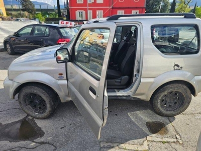 Usato 1999 Suzuki Jimny 1.3 Benzin 80 CV (7.700 €)