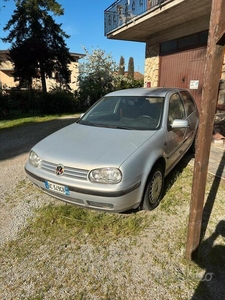 Usato 1999 VW Golf IV 1.9 Diesel 90 CV (1.999 €)