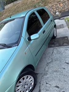 Usato 2000 Fiat Punto 1.9 Diesel 80 CV (3.000 €)