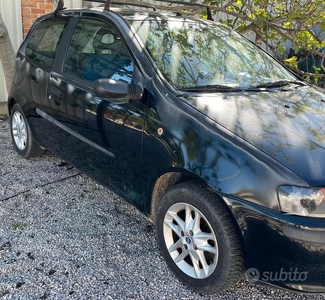 Usato 2001 Fiat Punto 1.9 Diesel 80 CV (2.900 €)