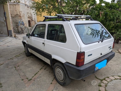 Usato 2002 Fiat Panda 1.1 Benzin 54 CV (2.000 €)