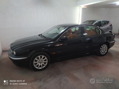 Usato 2002 Jaguar X-type 2.5 LPG_Hybrid 196 CV (5.999 €)