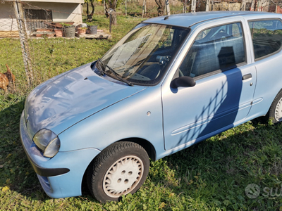 Usato 2003 Fiat 600 Benzin (1.000 €)