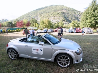 Usato 2004 Audi TT Roadster 1.8 Benzin 179 CV (12.000 €)