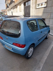 Usato 2005 Fiat Seicento 1.1 Benzin 54 CV (1.650 €)