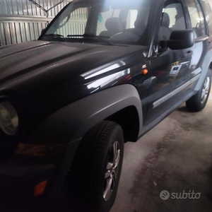 Usato 2005 Jeep Cherokee 2.1 Diesel 80 CV (2.000 €)