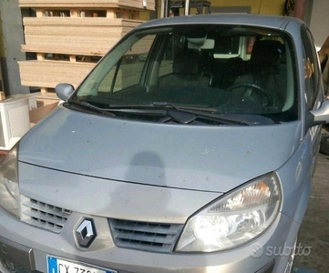 Usato 2005 Renault 19 1.9 Diesel 64 CV (700 €)