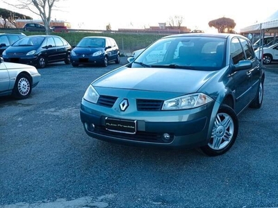 Usato 2005 Renault Mégane II 1.5 Diesel 100 CV (2.700 €)