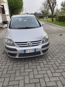 Usato 2005 VW Golf Plus 1.6 Benzin (4.300 €)