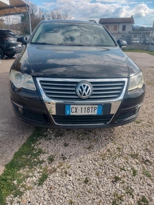 Usato 2005 VW Passat 2.0 Diesel 140 CV (3.400 €)