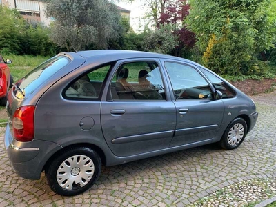 Usato 2006 Citroën Xsara Picasso 1.6 Benzin 95 CV (700 €)