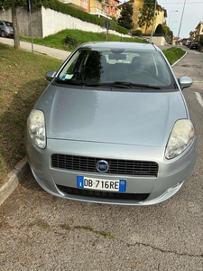 Usato 2006 Fiat Grande Punto 1.2 Diesel 90 CV (3.300 €)