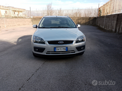 Usato 2006 Ford Focus 1.8 Diesel 115 CV (2.000 €)