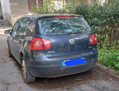 Usato 2006 VW Golf V 1.9 Diesel 105 CV (4.000 €)