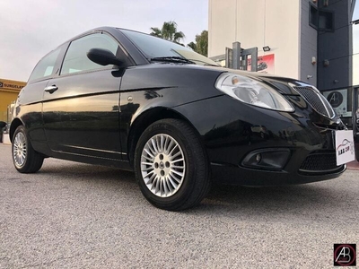 Usato 2007 Lancia Ypsilon 1.2 Diesel 75 CV (2.900 €)