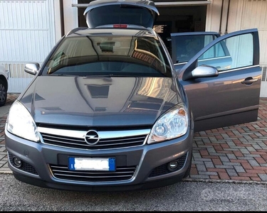 Usato 2007 Opel Astra 1.7 Diesel 101 CV (3.000 €)