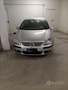 Usato 2007 VW Golf V 1.9 Diesel 105 CV (3.000 €)