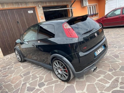 Usato 2008 Abarth Grande Punto 1.4 Benzin 180 CV (14.000 €)