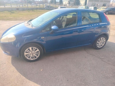 Usato 2008 Fiat Grande Punto 1.2 Benzin 65 CV (2.990 €)