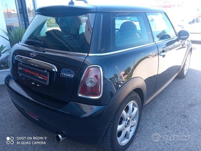 Usato 2008 Mini Cooper 1.6 Benzin 120 CV (4.900 €)