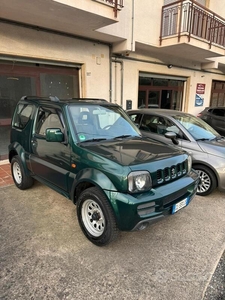 Usato 2008 Suzuki Jimny 1.3 Benzin (10.500 €)