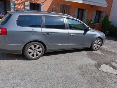 Usato 2008 VW Passat 2.0 Diesel 140 CV (2.300 €)