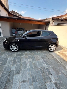 Usato 2009 Alfa Romeo MiTo 1.4 Benzin 135 CV (4.999 €)