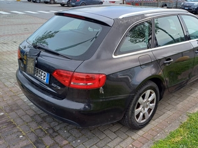 Usato 2009 Audi A4 2.0 Diesel 120 CV (4.900 €)