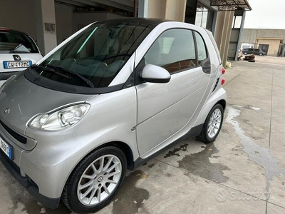 Usato 2009 Smart ForTwo Coupé 1.0 Benzin 84 CV (6.000 €)