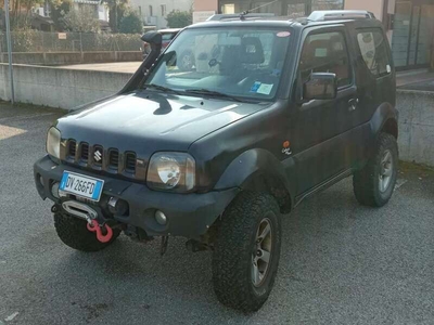 Usato 2009 Suzuki Jimny 1.3 Benzin 86 CV (9.500 €)