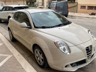 Usato 2010 Alfa Romeo MiTo 1.4 Benzin 105 CV (3.700 €)