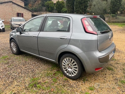 Usato 2010 Fiat Punto Evo 1.2 Benzin 65 CV (2.300 €)