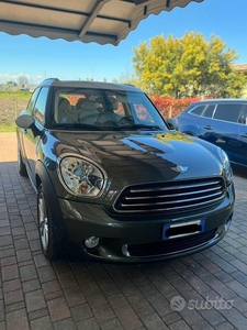 Usato 2010 Mini Cooper 1.6 Diesel 111 CV (7.000 €)