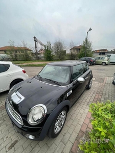 Usato 2010 Mini Cooper Benzin (6.000 €)